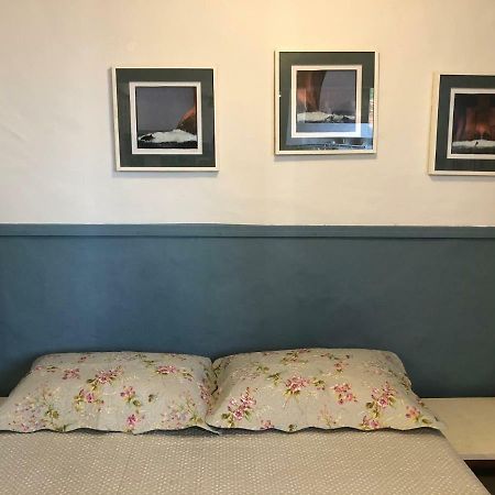 Suite Charme - Centro Historico Ilhabela Buitenkant foto